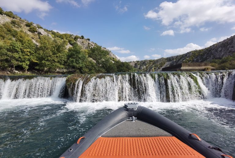 boat excursion waterfall zrmanja